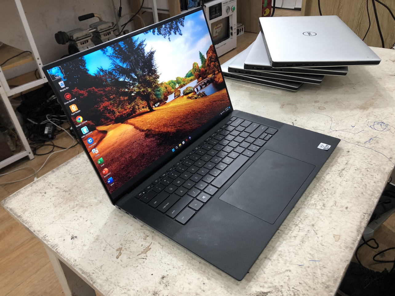Dell Precision 5550 - ảnh 3