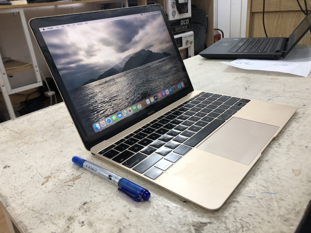 MacBook (Retina, 12-inch, Early 2015)