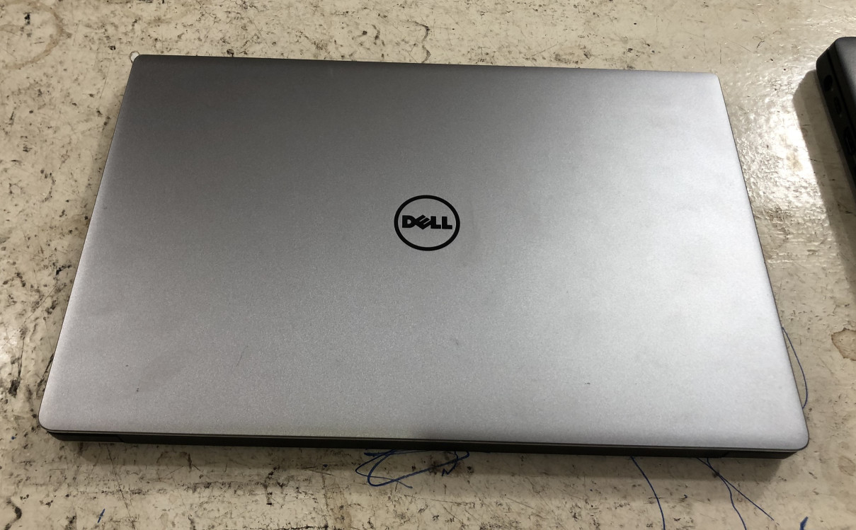 Dell XPS 13-9350