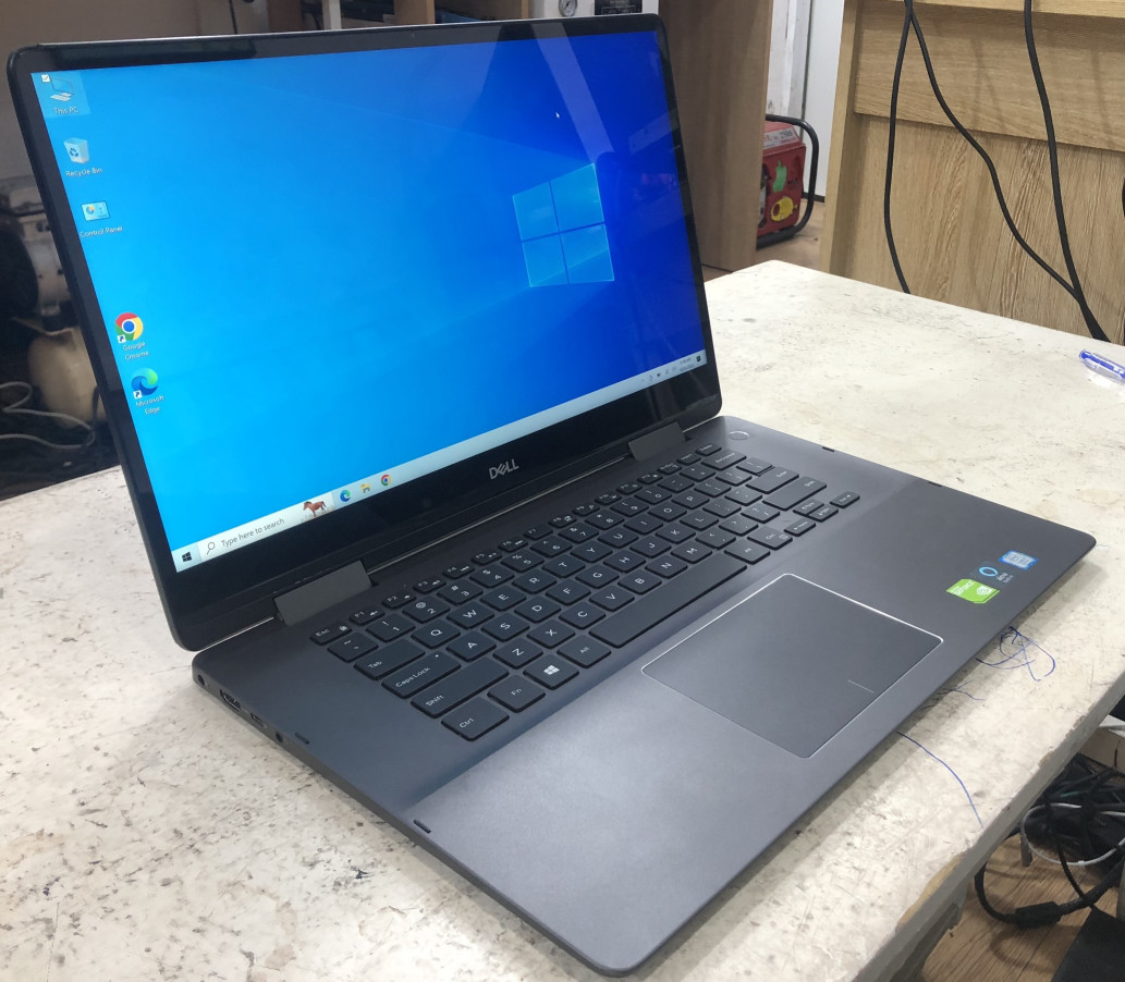 Dell Inspiron 7586
