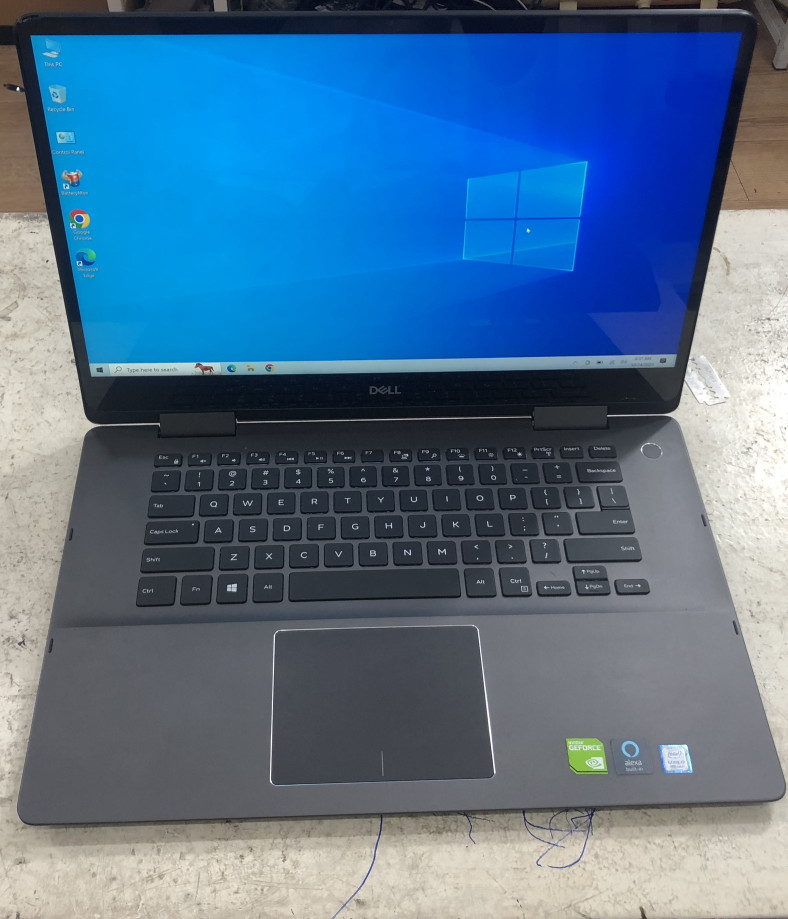 Dell Inspiron 7586