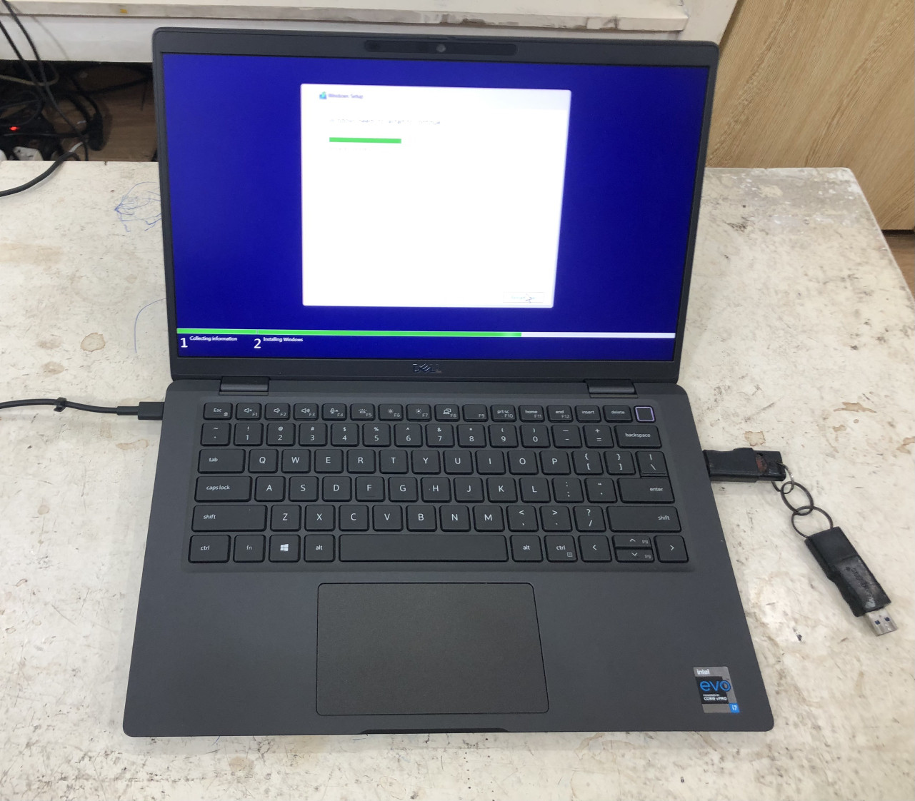 Dell Latitude 7420