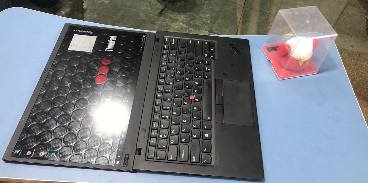Lenovo Thinkpad X1 Gen 8 - ảnh 2