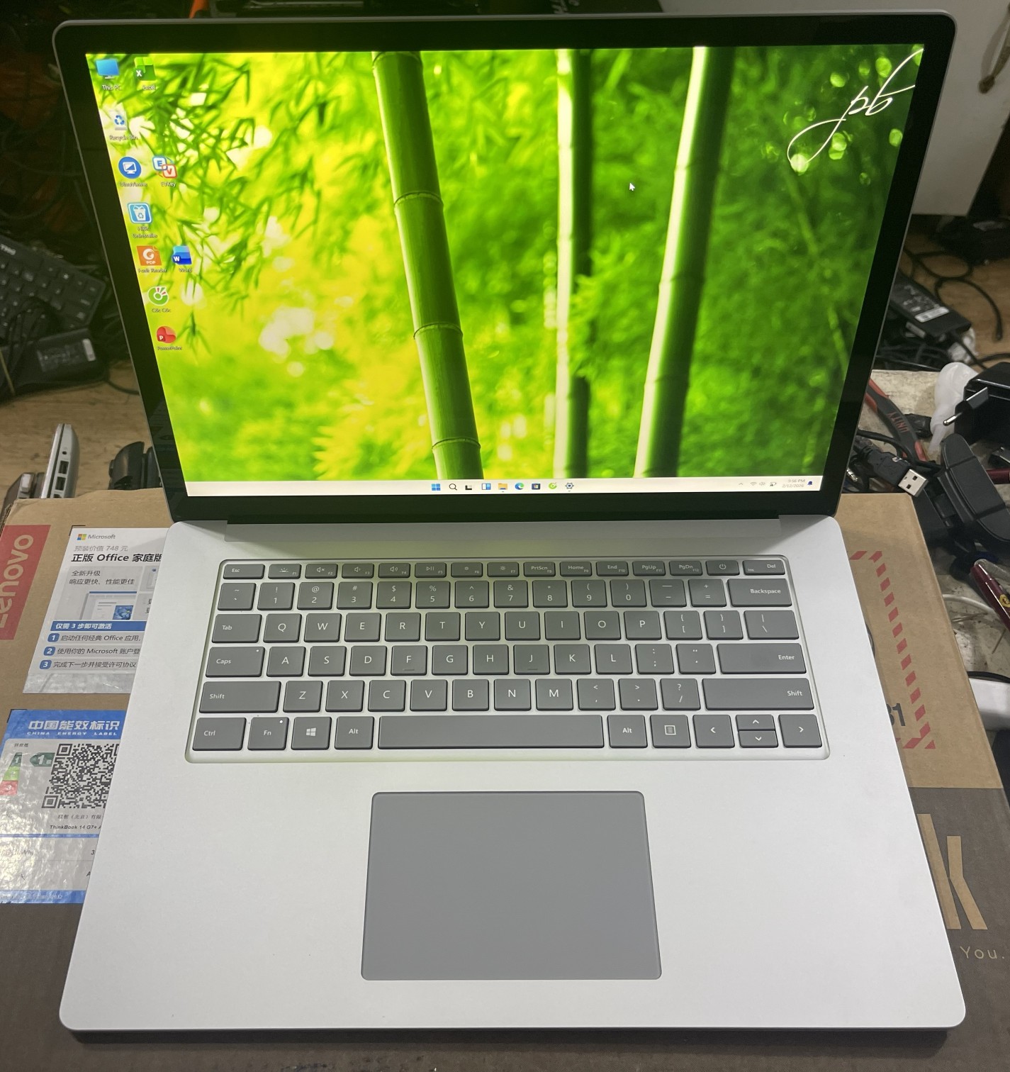 Microsoft Surface Laptop 4 – i7-1185G7 | RAM 16GB | SSD 256GB | 15” 2K Cảm Ứng