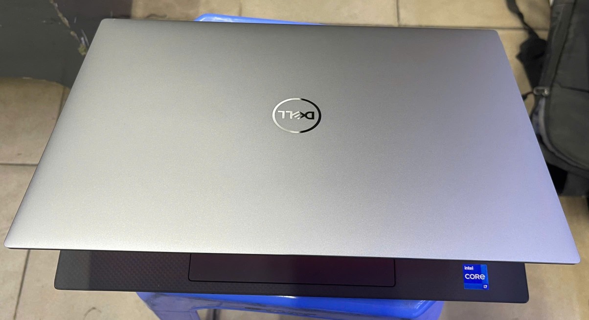 Dell Precision 5560